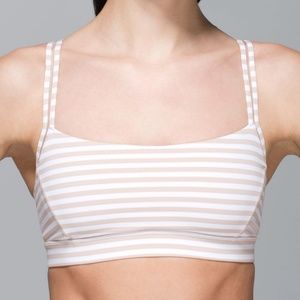 Lululemon Straight Up Bra Size 6
